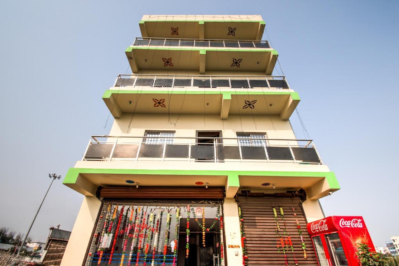 Oyo 14993 Rp Palace Danapur Exterior photo